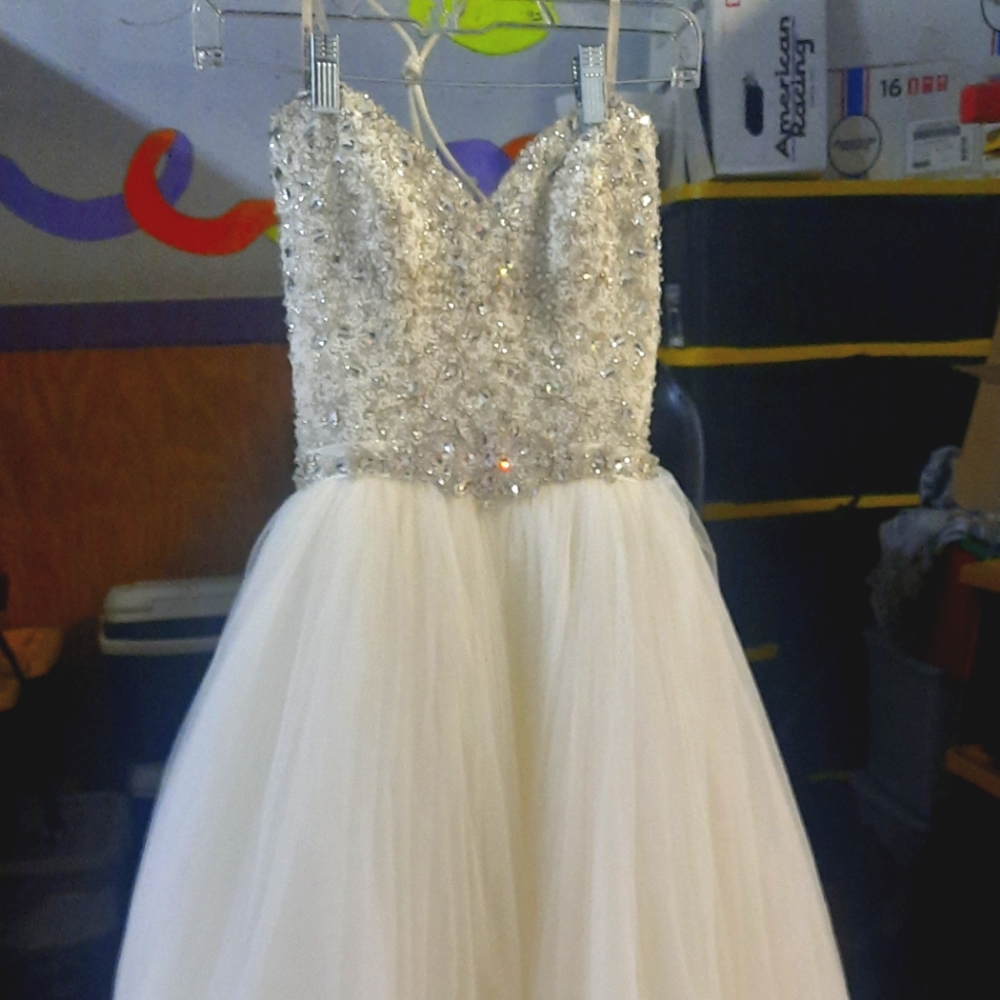 Maggie Sottero Wedding gown